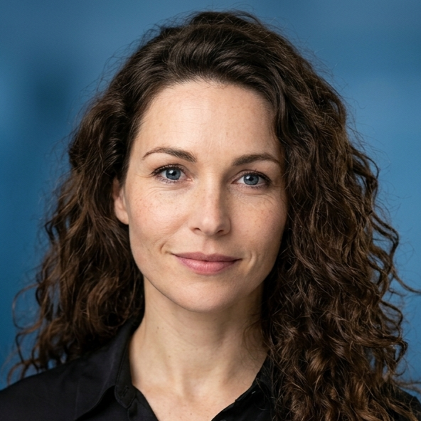 Testimonial von weiblicher Business Professional im Business English Training